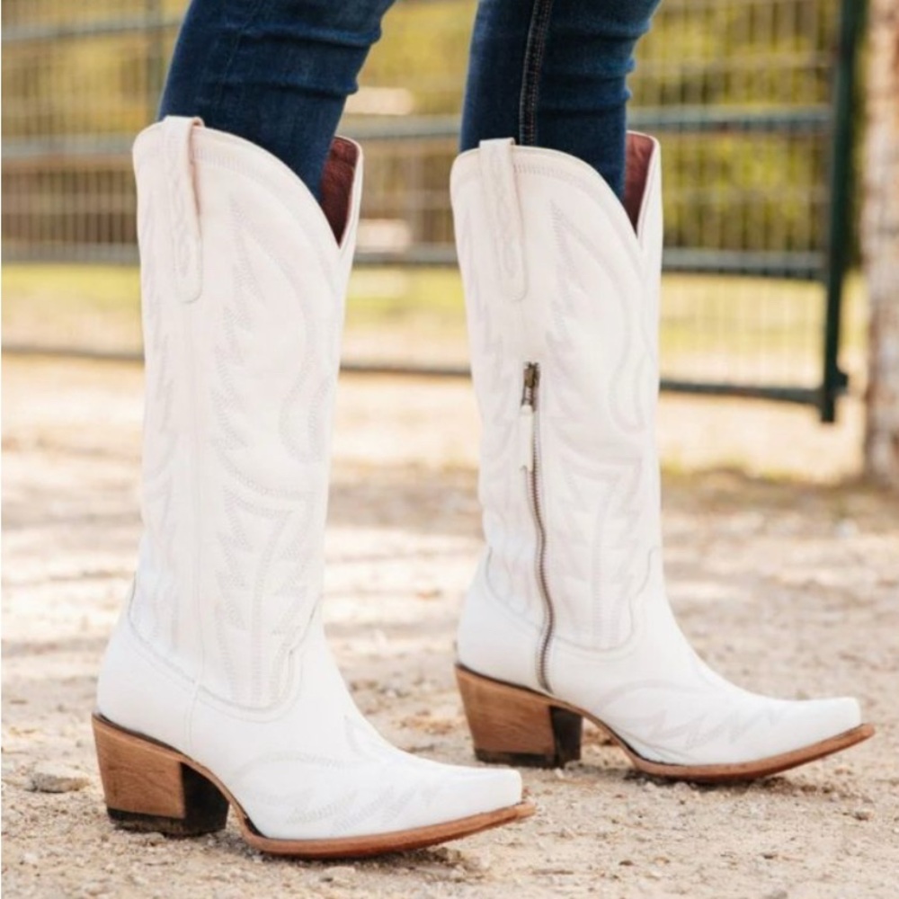 Women's White Nighthawk Hawk Boots